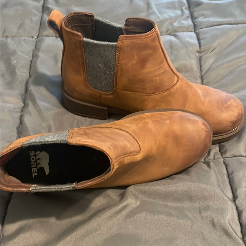 Sorel Women's Tan Leather Ankle Booties